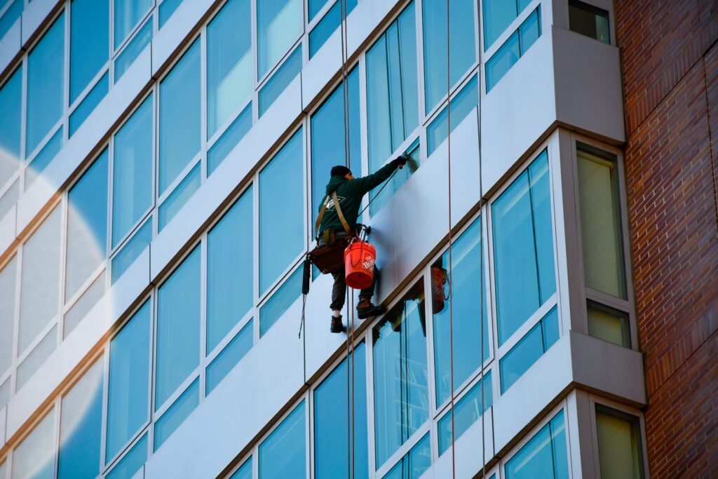 Commercial window washing
